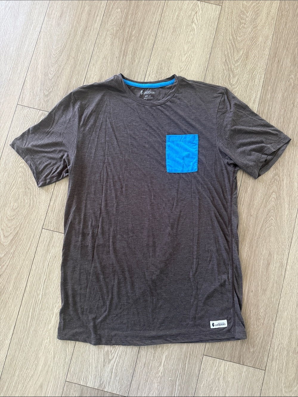 Cotopaxi Men’s Paseo travel pocket T-shirt size XXL